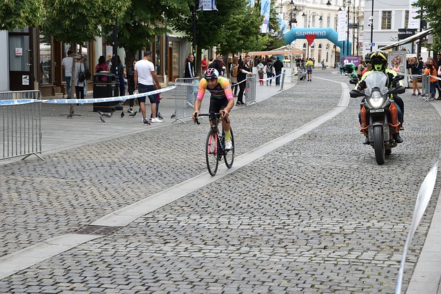 开场仅五分 开场仅五分